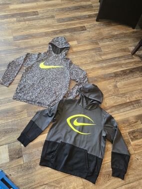 Nike Boys Youth XL Hoodie Bundle (2) Gray Black Neon Yellow Thermal